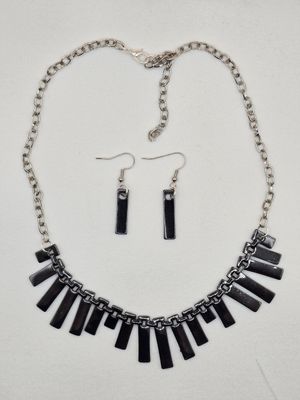 Urban Edge Black Bar Jewelry Set
