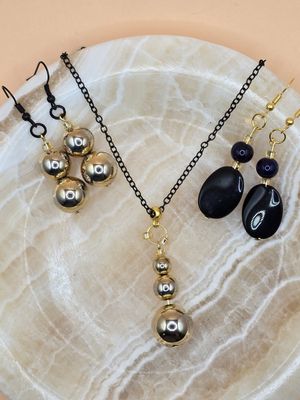 Midnight &amp; Gold Trio – Necklace &amp; Bonus Earring Set (3-for-2)