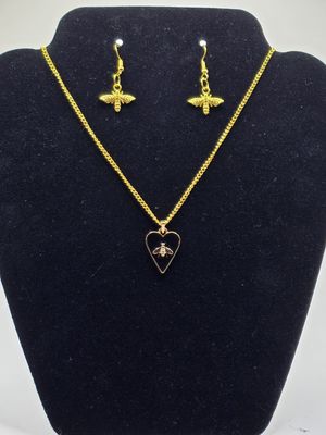 "Sweet Honeycomb" Gold-Tone Bee &amp; Heart Jewelry Set