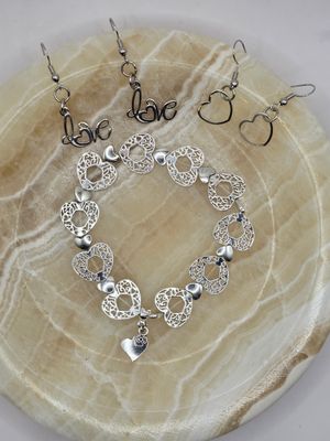 3 Piece Silver Filigree Heart Bracelet Boutique Set