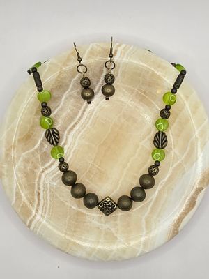 Earthly Elegance Antiqued Bronze and Lime Green Beaded Jewelry Set