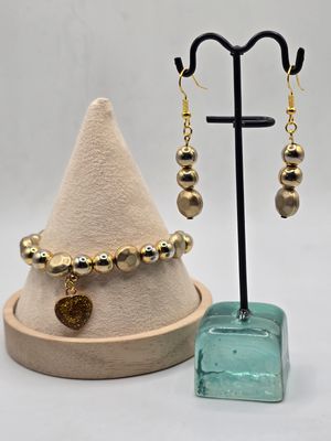 Golden Heartbeat – Beaded Bracelet &amp; 2 inch Earring Set