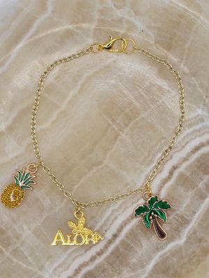 Aloha Vibes – Tropical Charm Bracelet