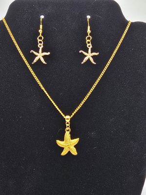 Golden Current – Starfish Necklace &amp; Earring Set