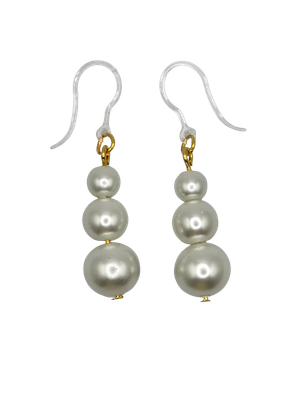 Claire’s Collection: Classic Pearl Cascade Earrings
