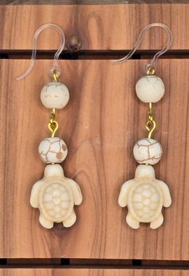 Claire’s Collection: Little Honu Journey Drops