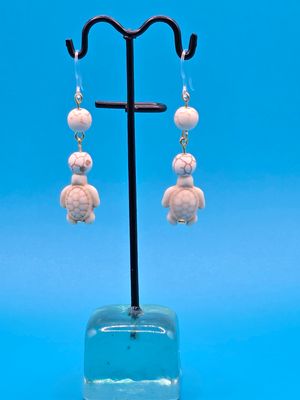 Claire’s Collection: Little Honu Journey Drops