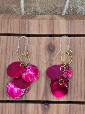 Claire’s Collection – Pink Petal Shimmer Cascade Earrings