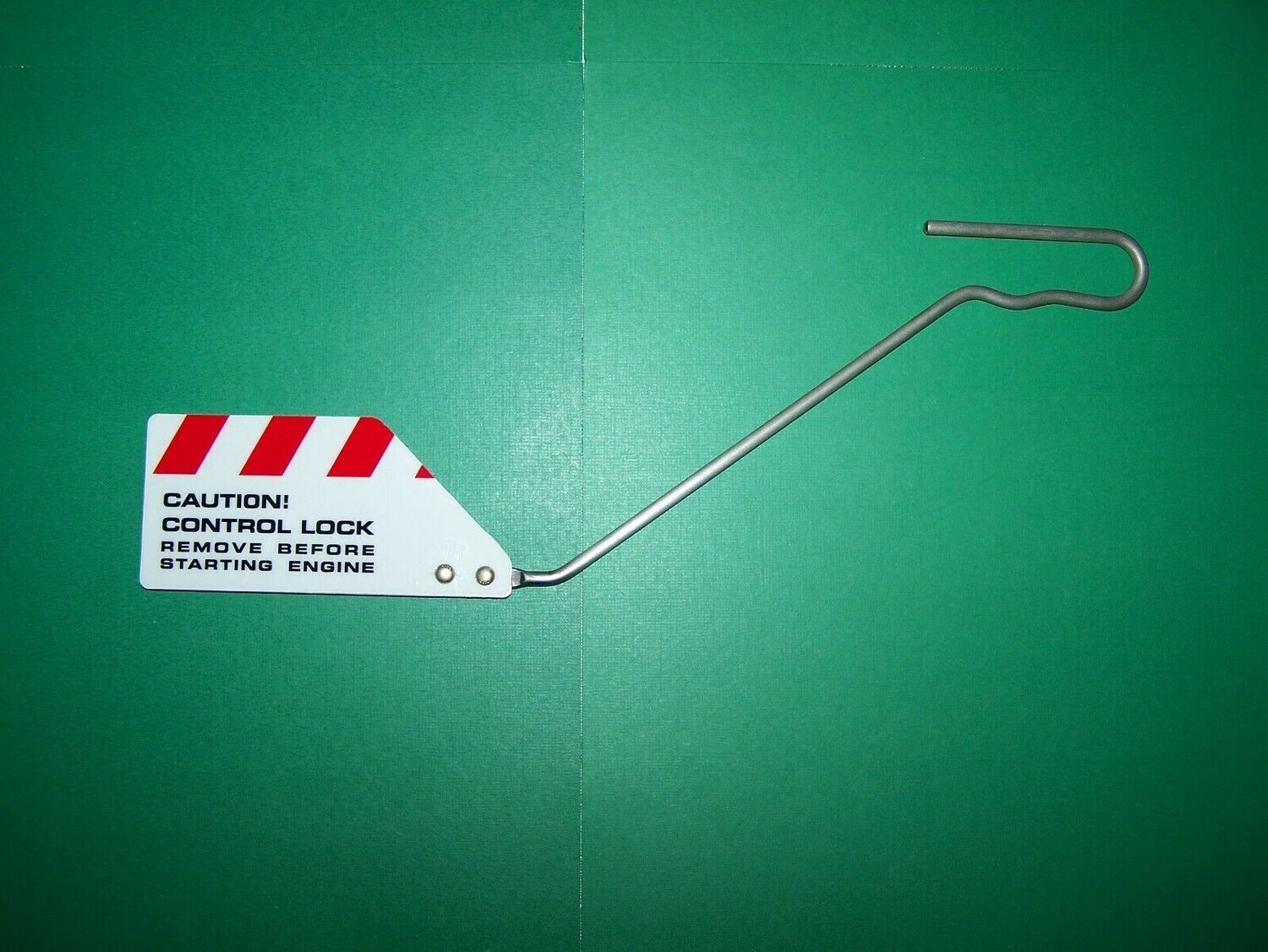 Cessna Control Lock 182 Series