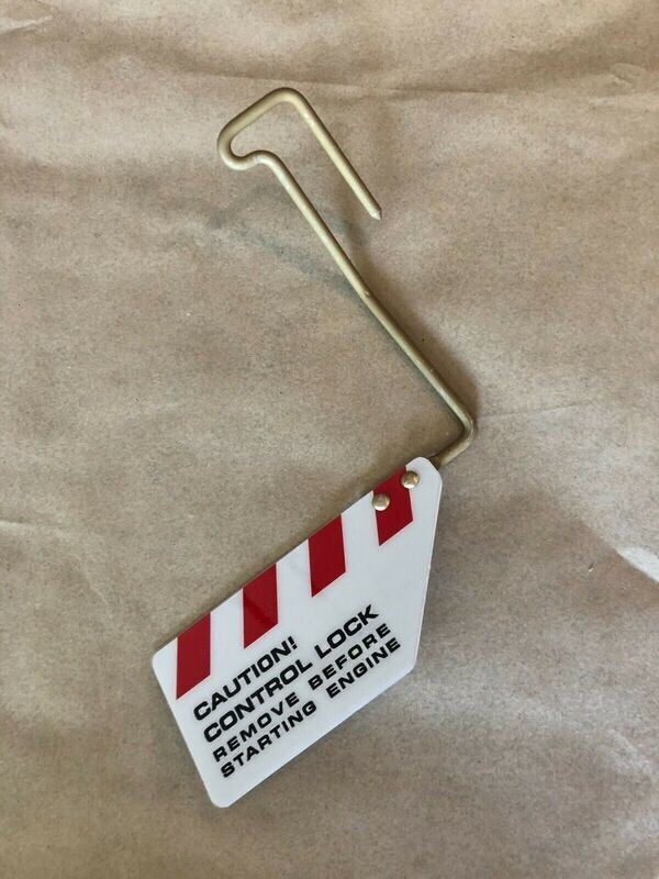 Cessna Control Lock 152