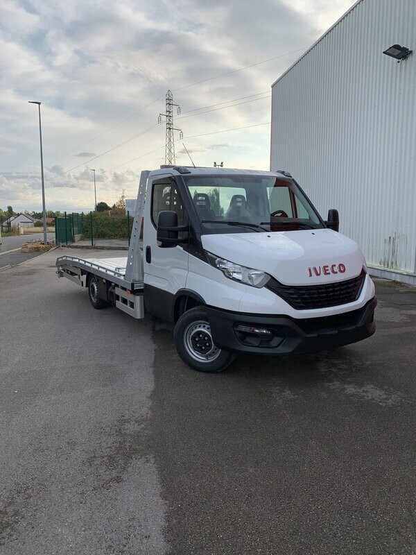 Dépanneuse Camion IVECO Neuf