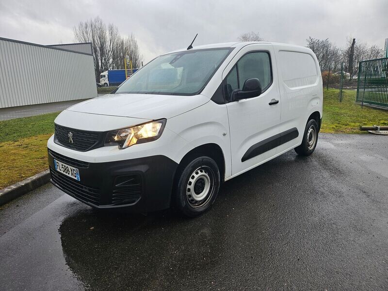 Peugeot Partner 2019 100ch blanc d'occasion