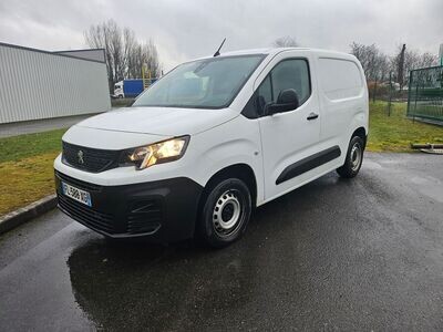 Peugeot Partner 2019 100ch blanc d'occasion