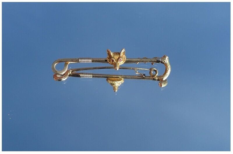 Wonderful 14ct Gold Stock Pin with Ruby Eyes