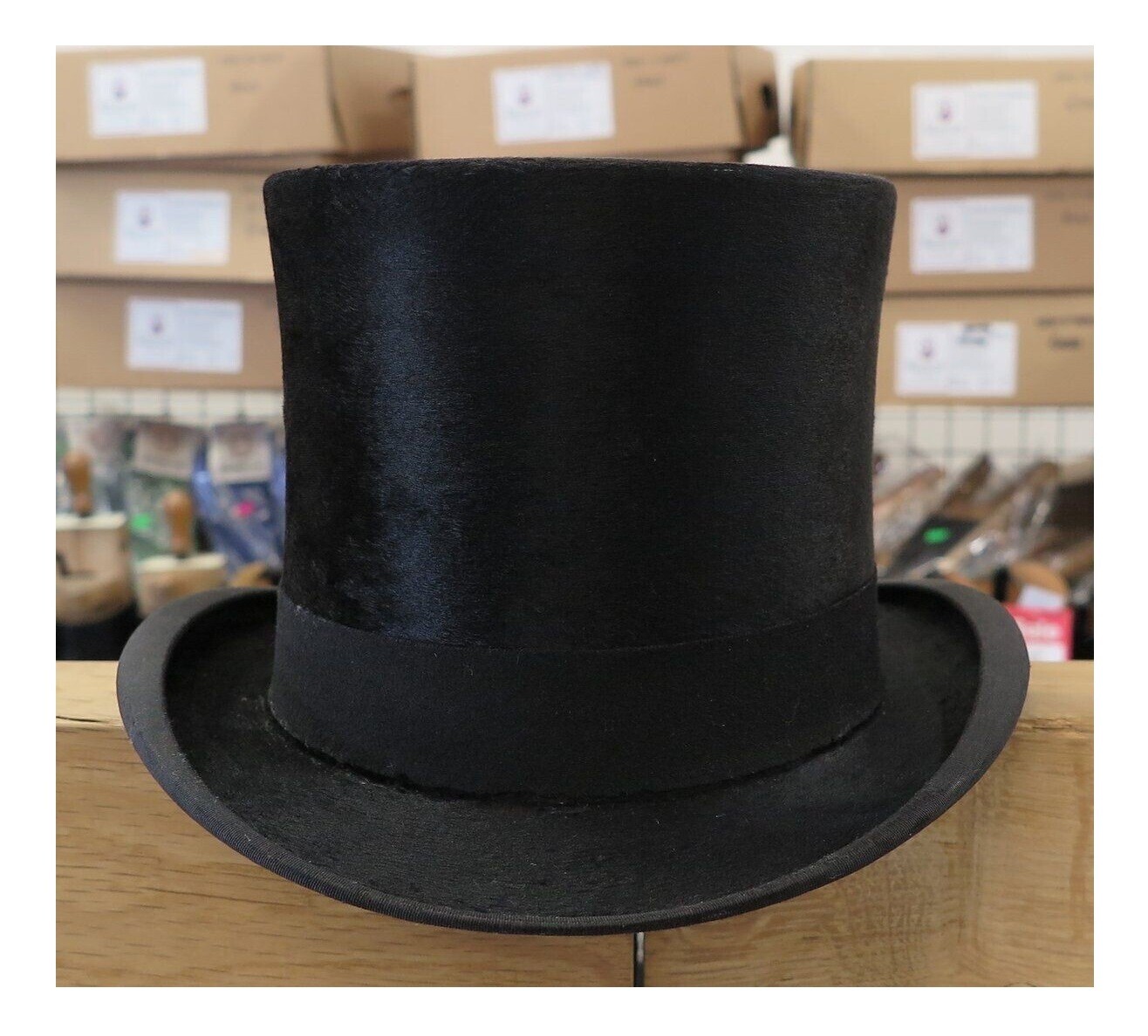 55cm Lincoln Bennet Silk Black Top Hat