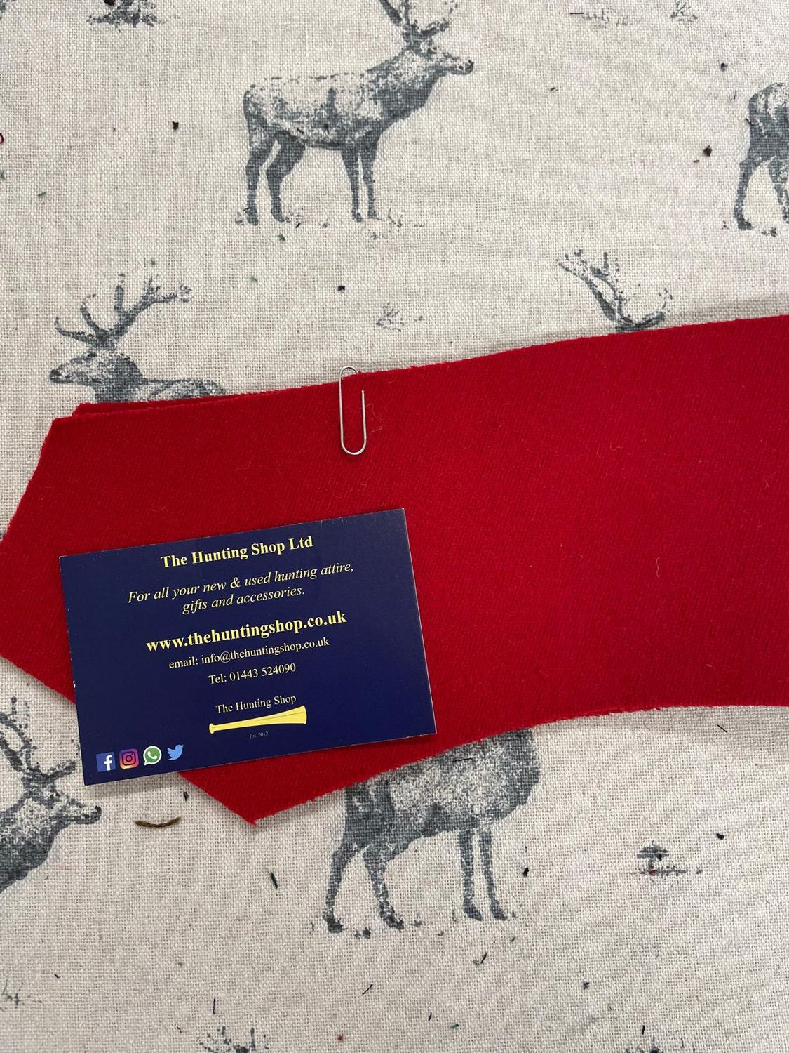 *Hunt Collar Fabric, Colour: Scarlet Cavalry Twill