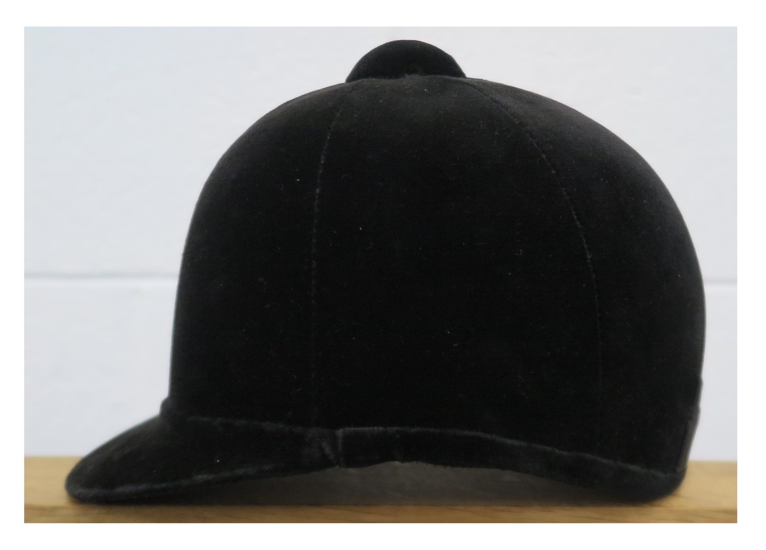 60cm Hamilton, Black Hunt Cap