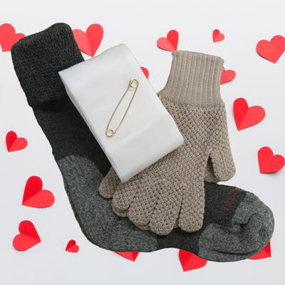 Ladies, Valentine Bundle - Socks, Gloves, Stock & Pin