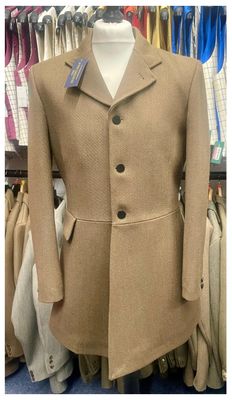 Gents 50 Gents 50" (3 button) Brown, Beresford Tweed Hunt Coat