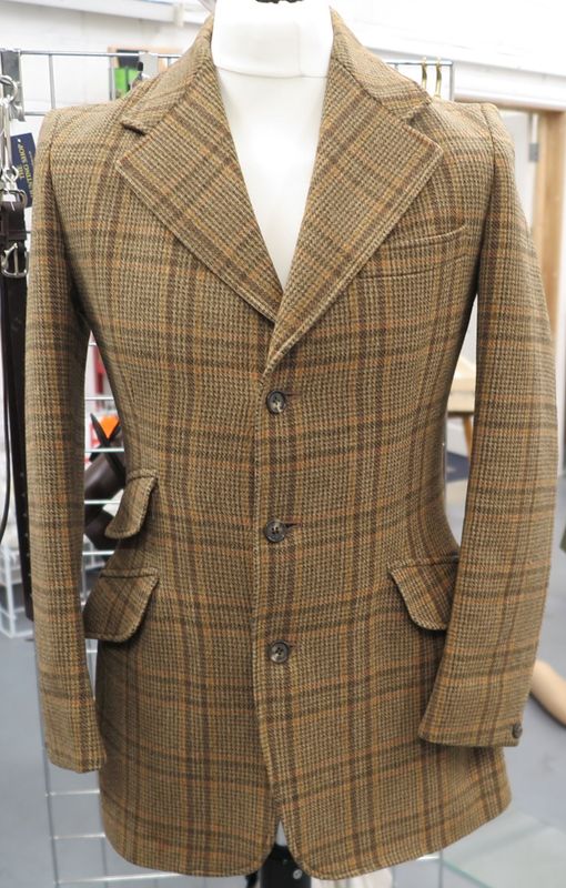 Gents 36" Vintage Tweed Hacking Jacket
