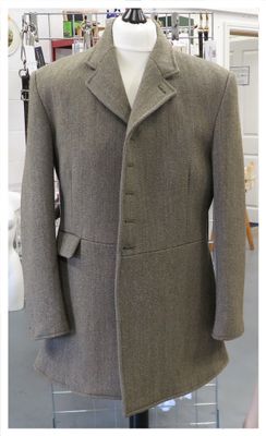 Gents 44" Mears Grafton, Tweed Hunt Coat