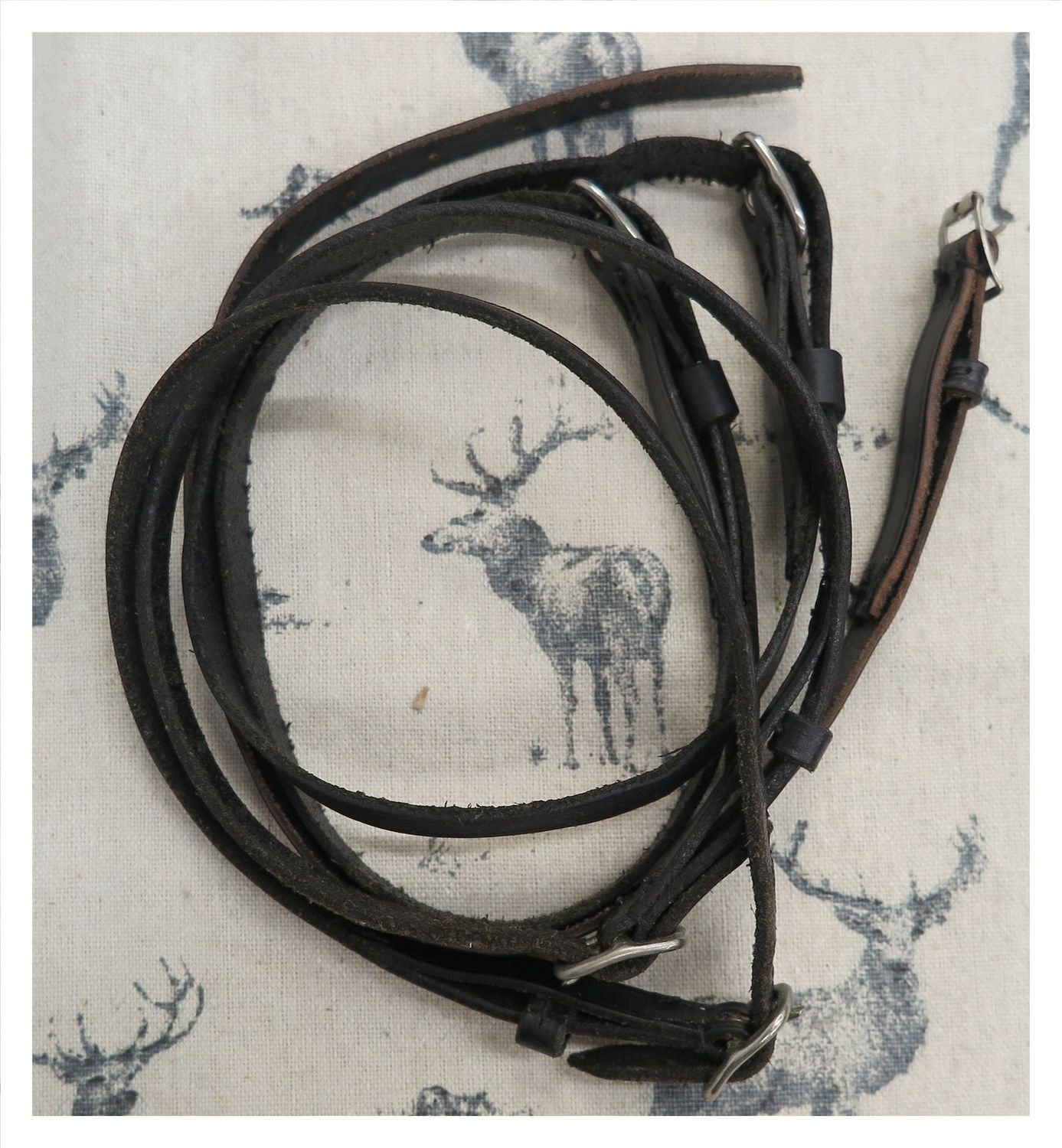 2 Pairs of Black Garter Straps