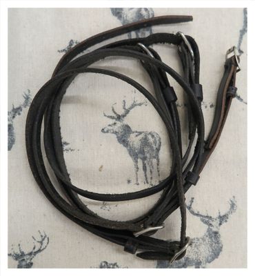 2 Pairs of Black Garter Straps