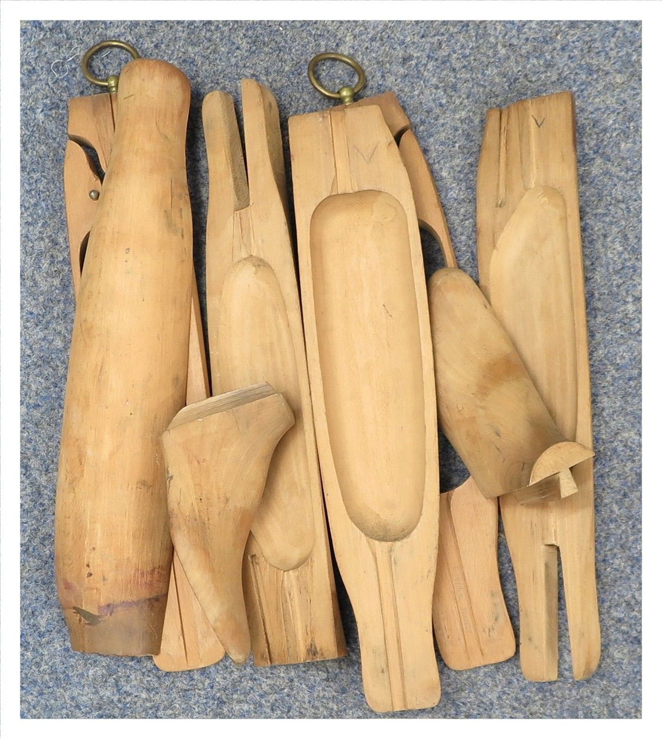 Size 6.5 - 7, Maxwell Wooden Trees