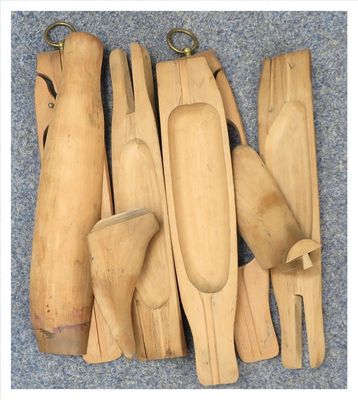Size 6.5 - 7, Maxwell Wooden Trees