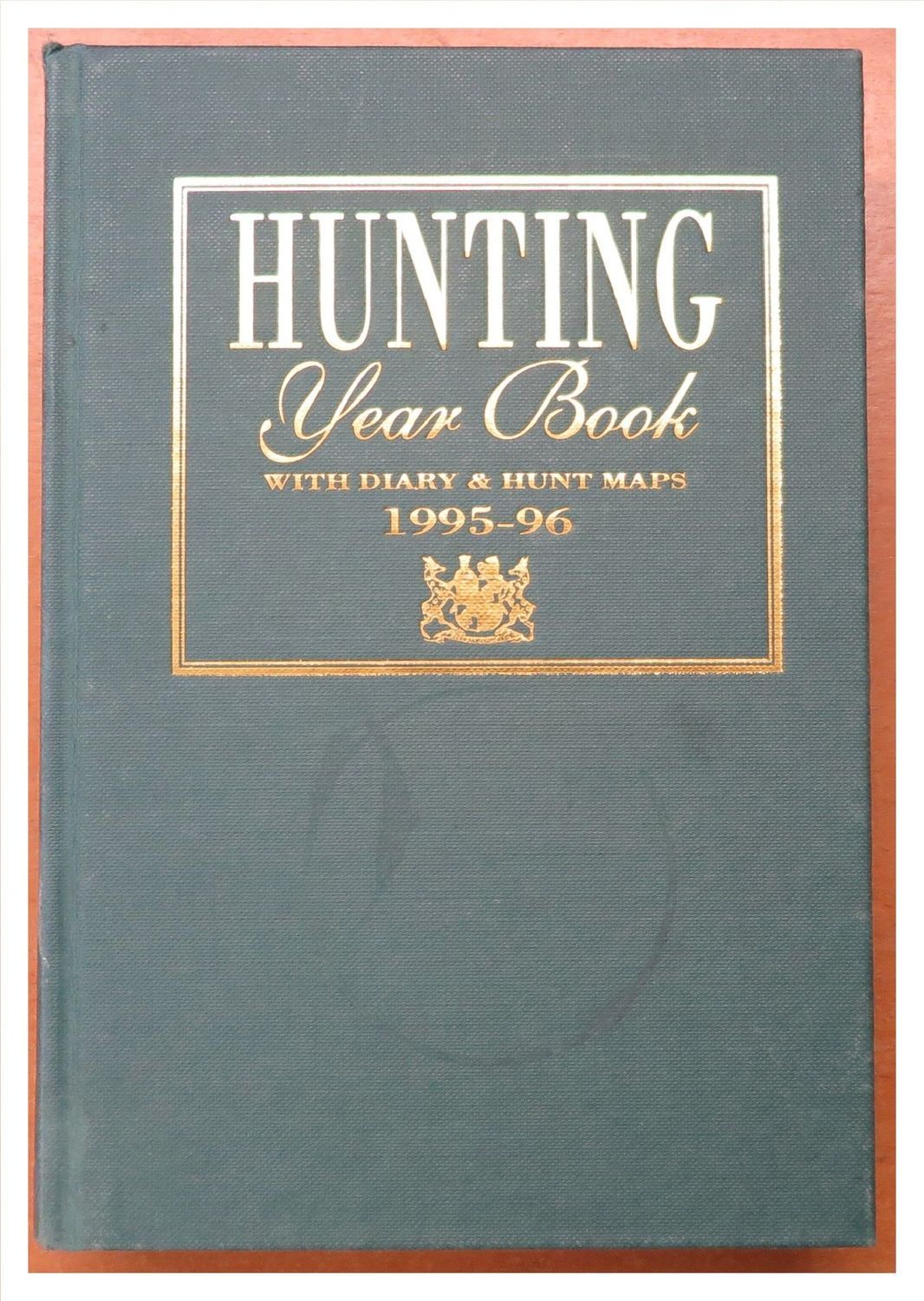 Hunting Year Book. 1995-1996.