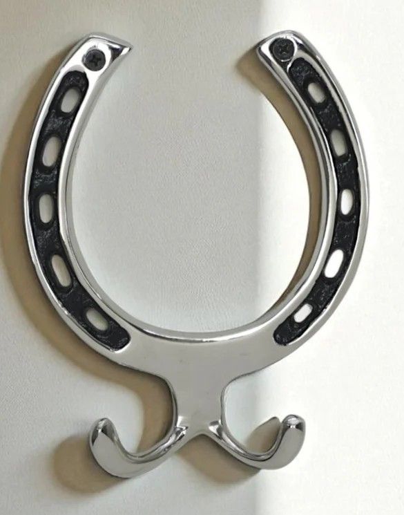 Fabulous Horse Shoe Wall Hooks