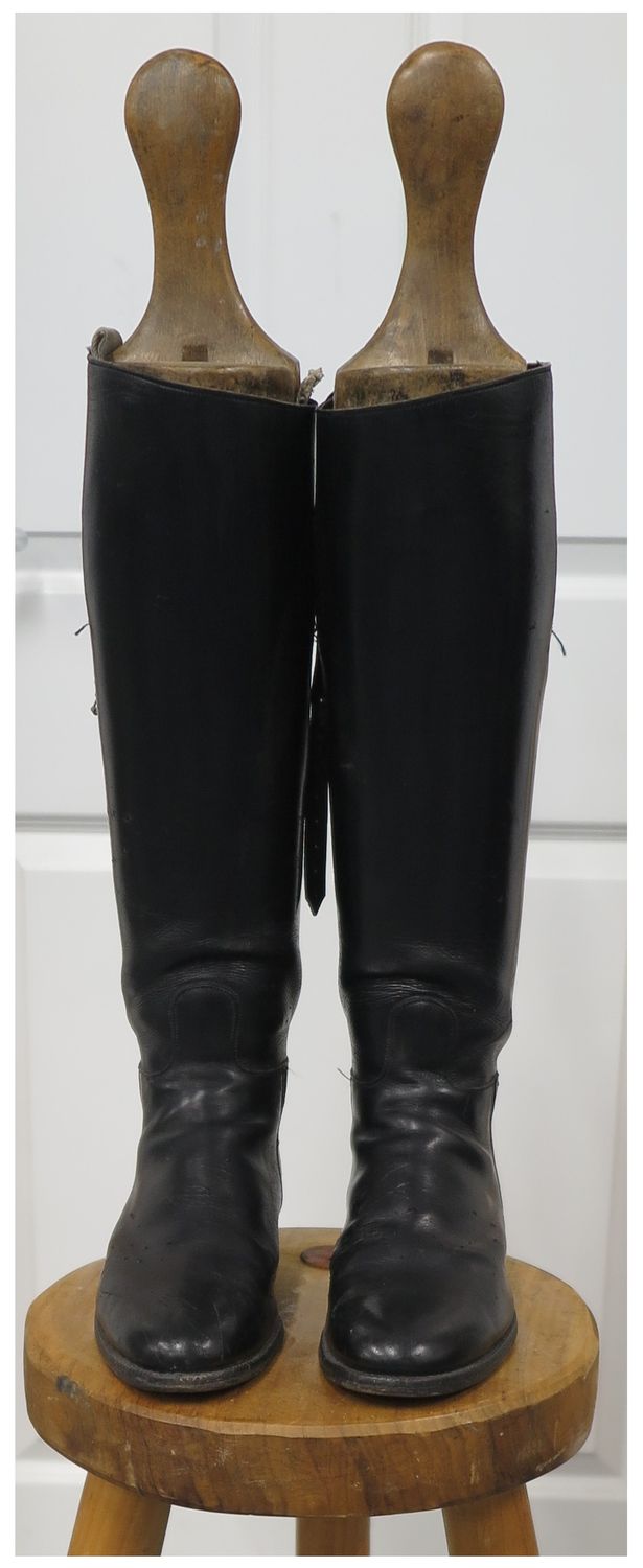 Size 6, Moss Bros Black Leather Boots and Trees