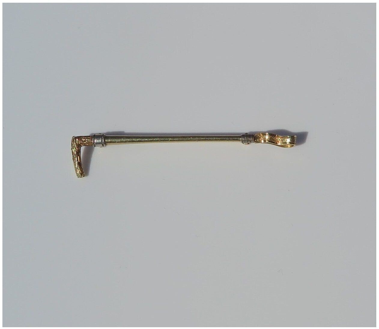 14ct Hunting Whip Stock Pin