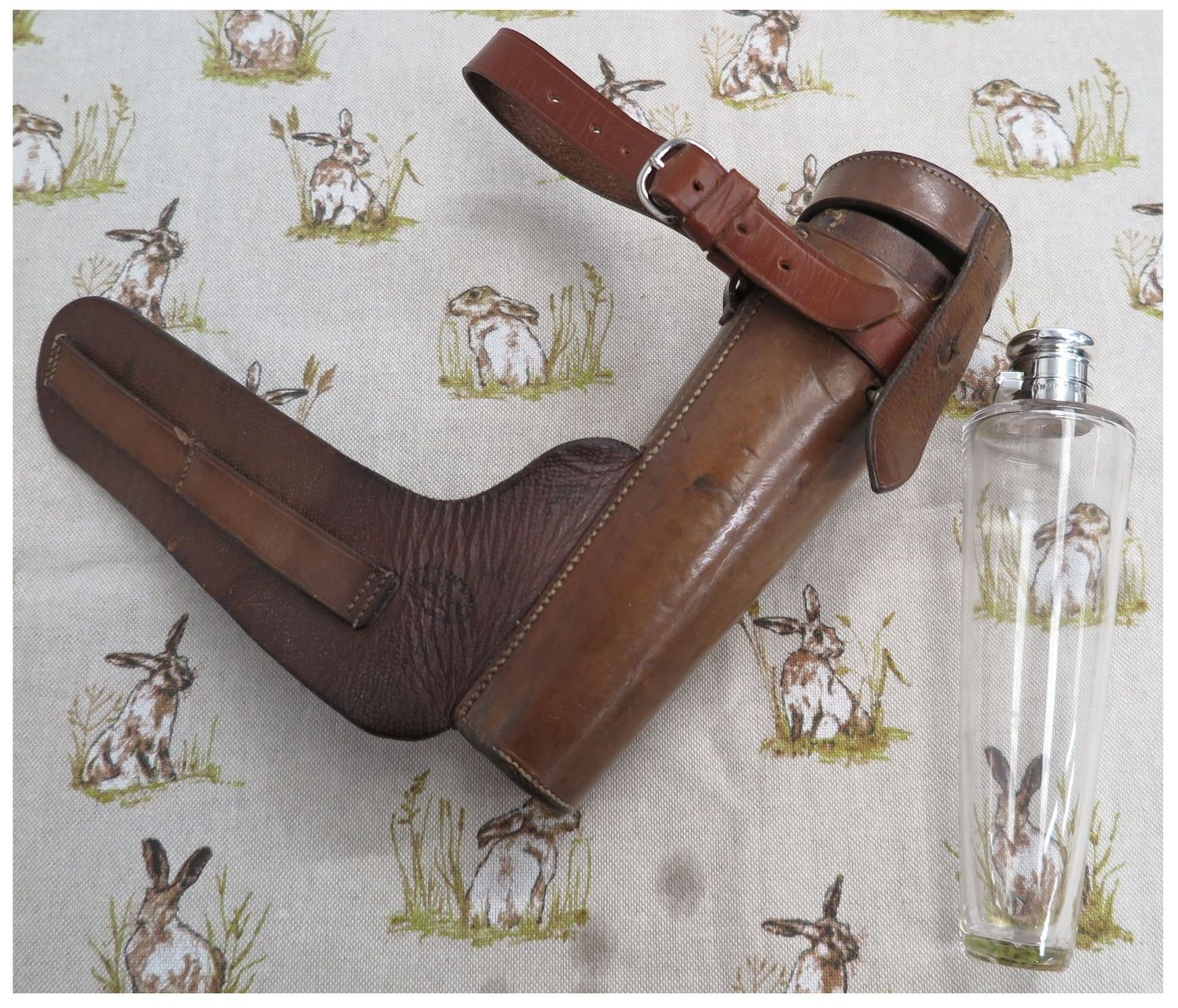 Champion & Wilton Champion & Wilton "offside", Conical Glass Flask in Brown Leather Case