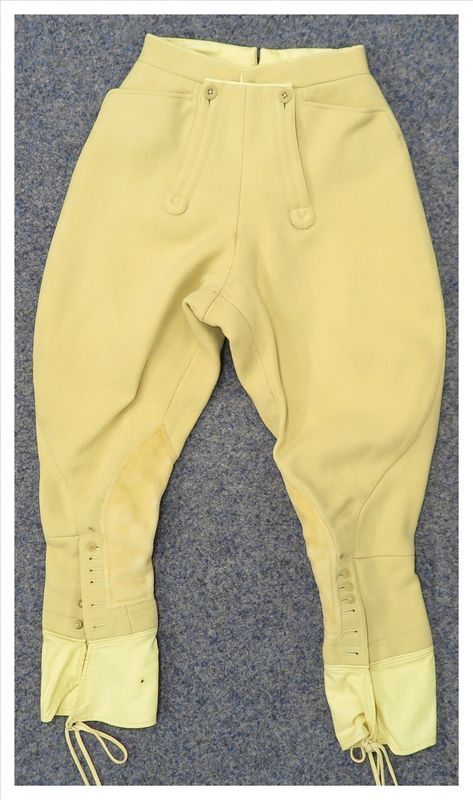 Ladies 22 Ladies 22" 1960's Bernard Weatherill Breeches