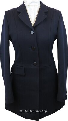 *Ladies Bespoke Tailored Hunt Coats *Ladies Bespoke Tailored Hunt Coats