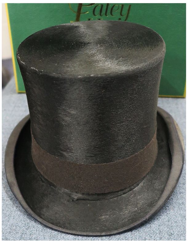 54cm Silk Top Hat
