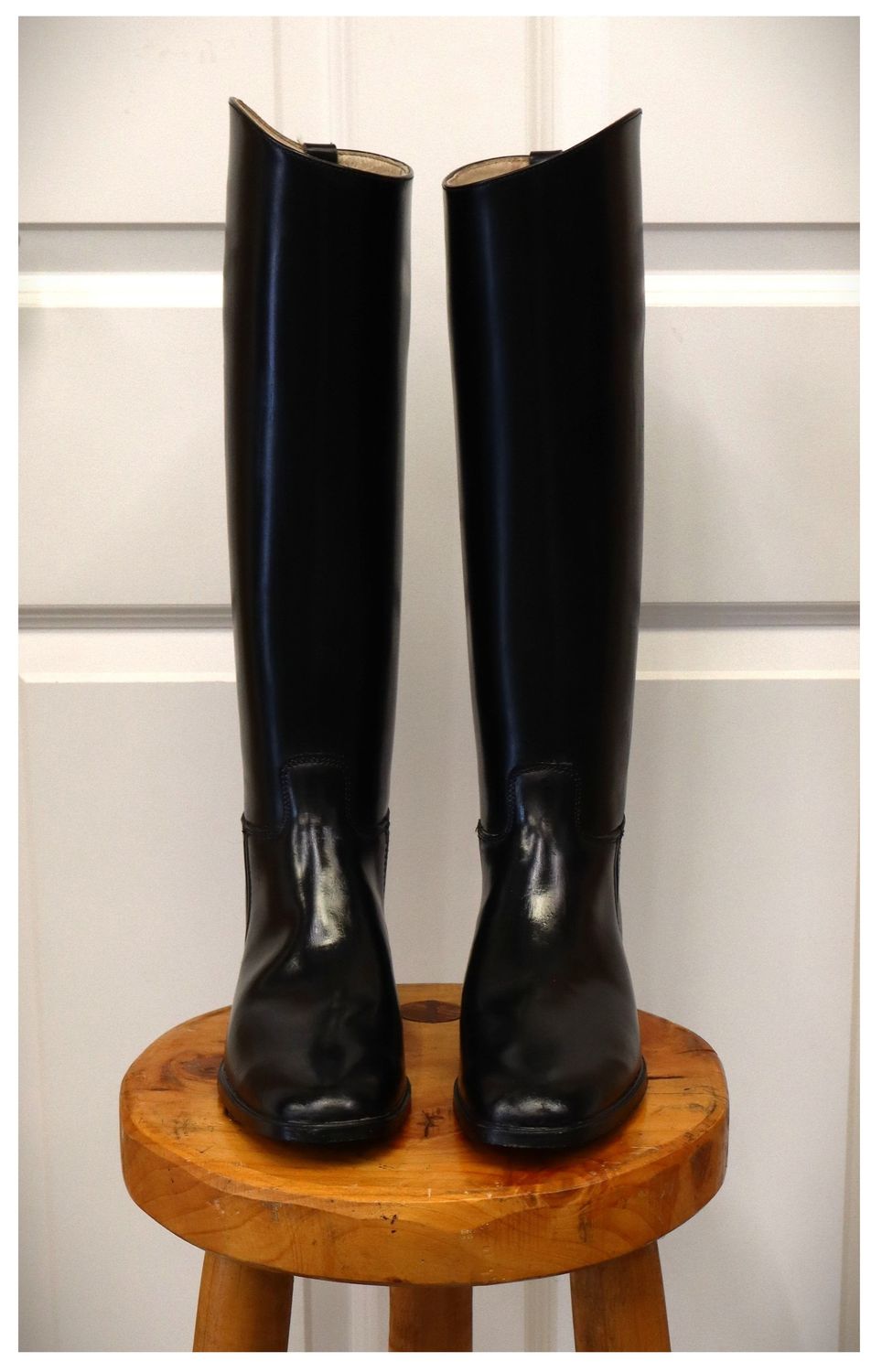 Size 7, Regent, Black Leather Boots