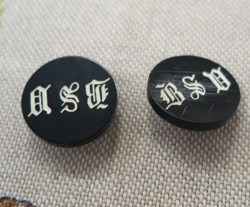 Blackmore & Sparkford Vale Hunt Buttons (2) Blackmore & Sparkford Vale Hunt Buttons (2)