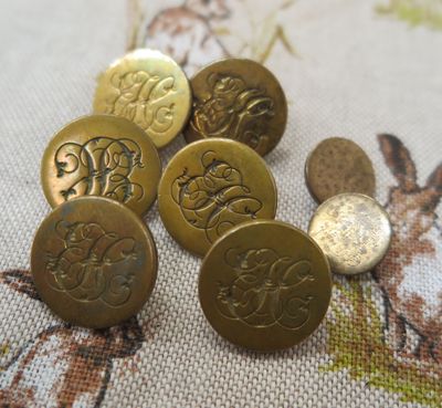 Essex Hunt Buttons (8) Essex Hunt Buttons (8)