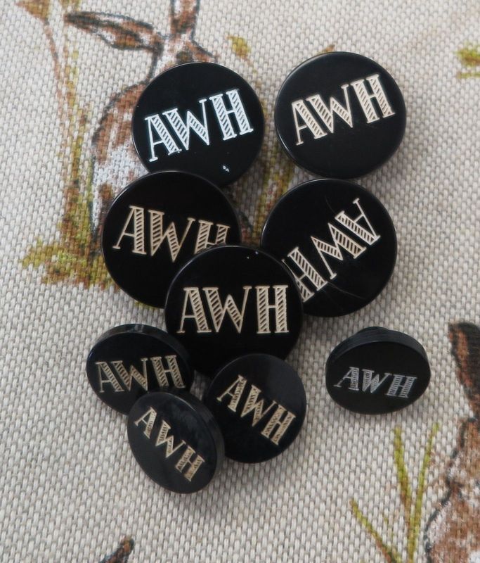 Albrighton Woodland Hunt Buttons (9) Albrighton Woodland Hunt Buttons (9)