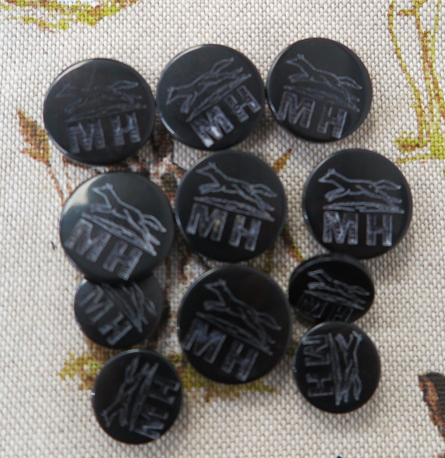 Morpeth Hunt Buttons (11)