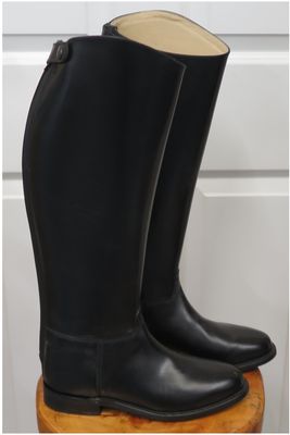 Size 6, Regent Black Leather Boots Size 6, Regent Black Leather Boots