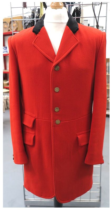 Gents 42 Gents 42" Moss Bros, Scarlet Hunt Coat