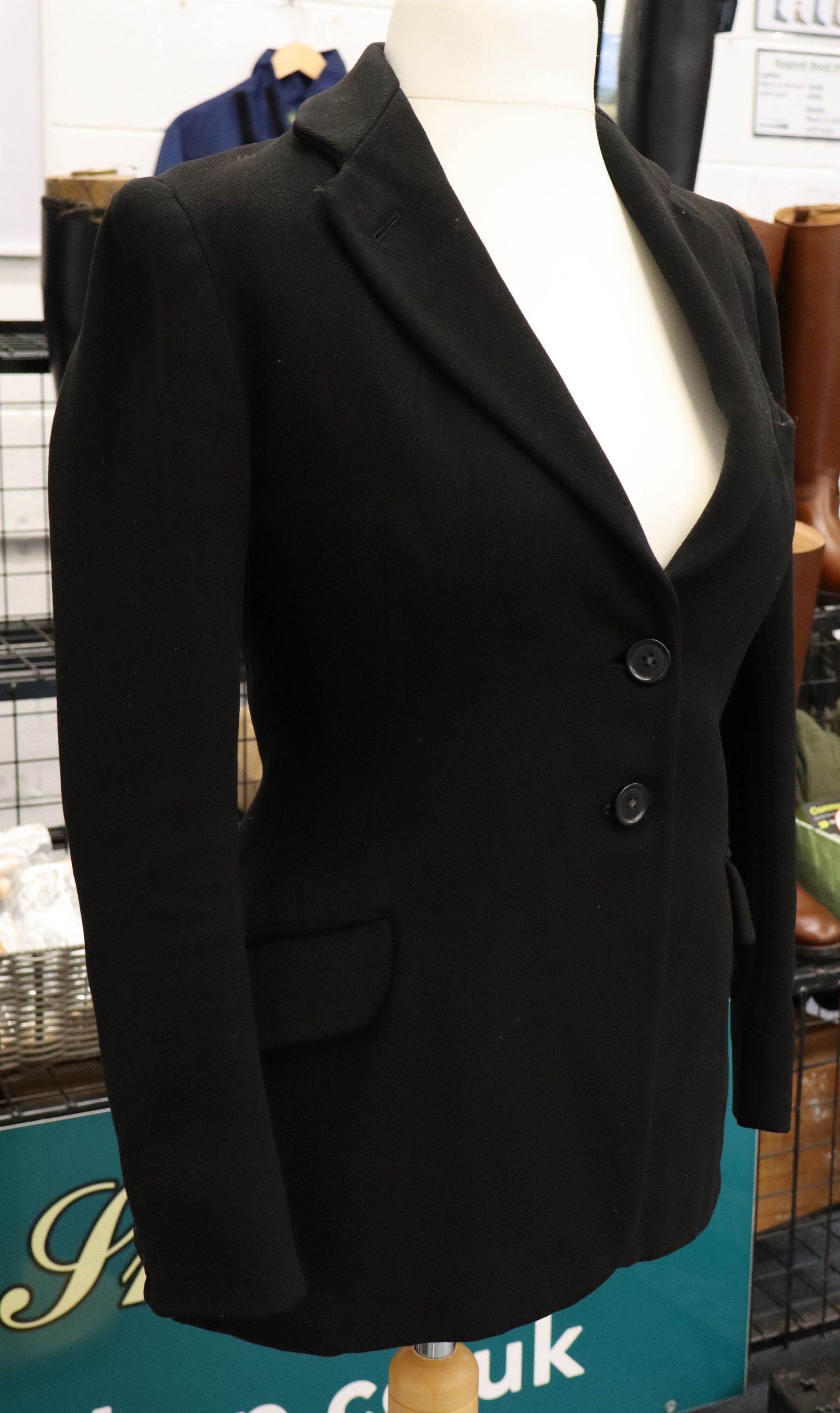 Ladies 34
