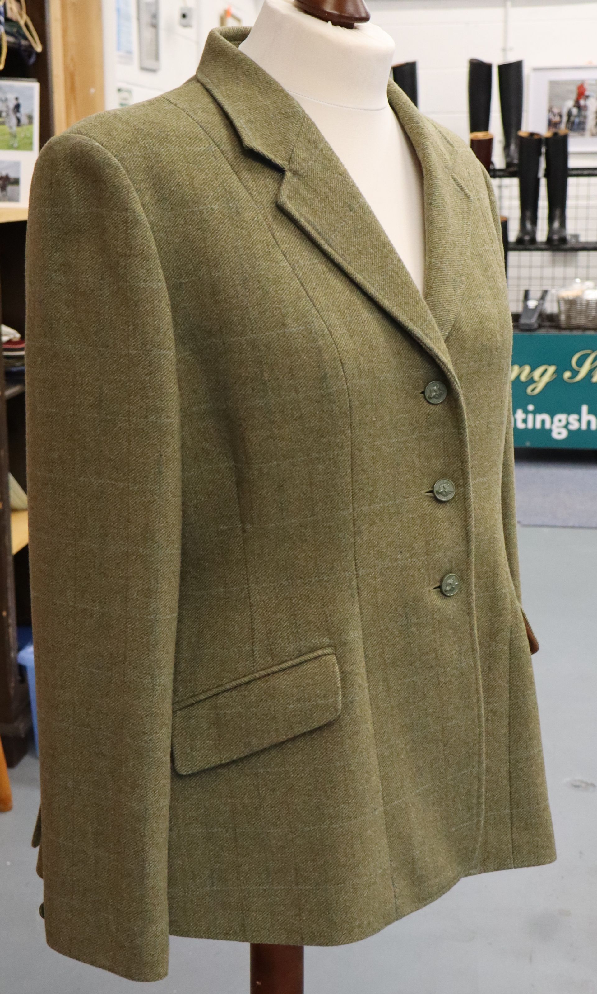 Gents 44