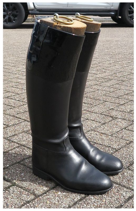 Size 6.5 - 7, Black Leather Boots Size 6.5 - 7, Black Leather Boots