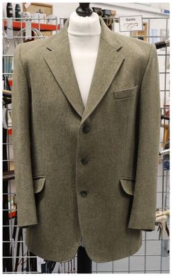 Gents 44 Gents 44" Derby Tweed Hacking Jacket