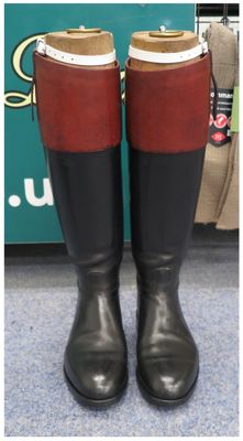 Size 8 Davies, Black Leather Boots Size 8 Davies, Black Leather Boots