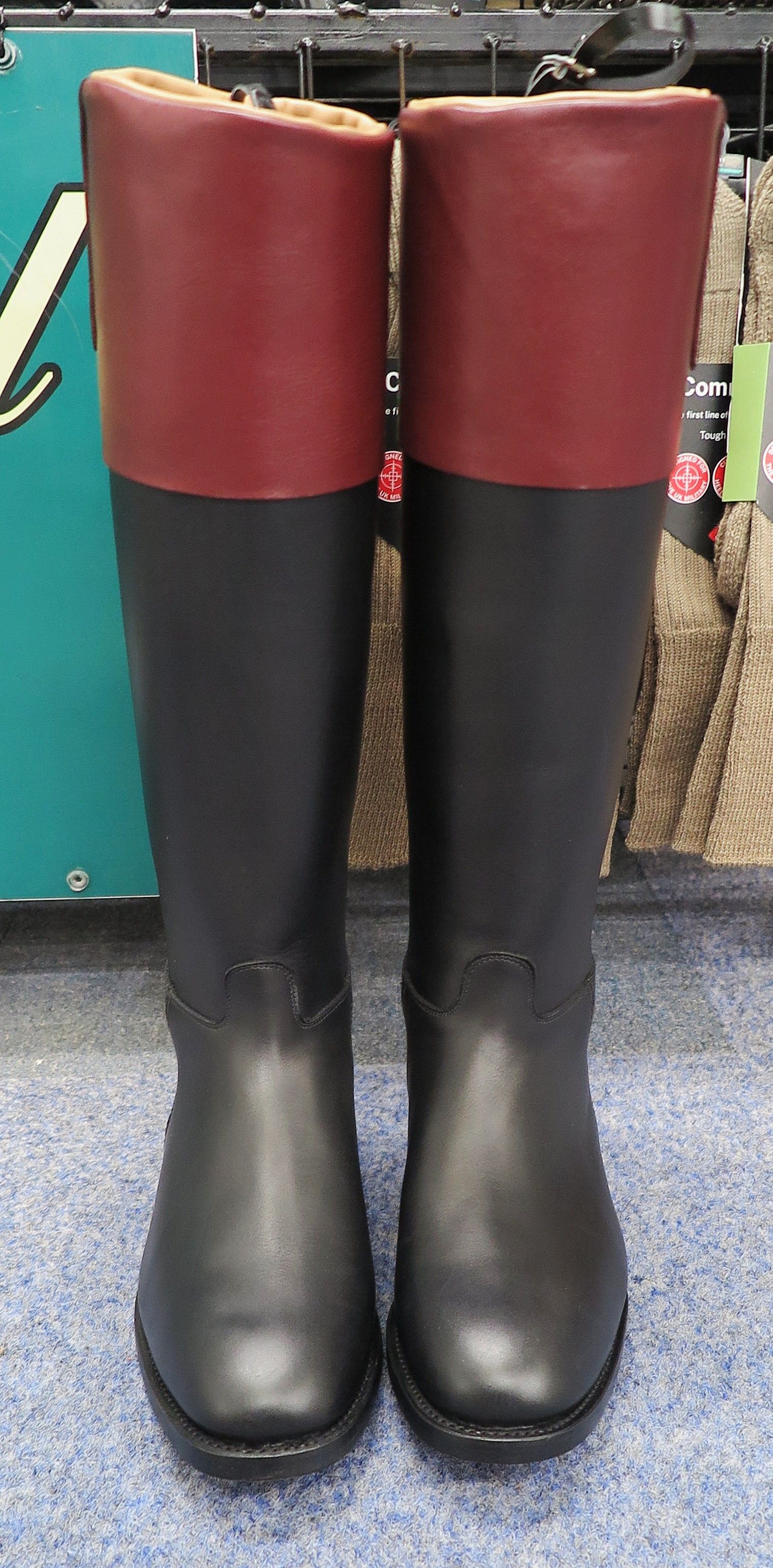Size 12, Gents Regent, Brown Pro Cotswold Boots